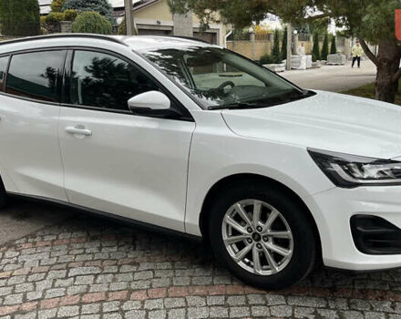 Білий Форд Фокус, об'ємом двигуна 1.5 л та пробігом 181 тис. км за 17800 $, фото 4 на Automoto.ua