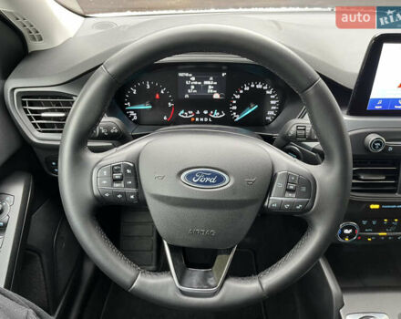 Білий Форд Фокус, об'ємом двигуна 1.5 л та пробігом 181 тис. км за 17800 $, фото 12 на Automoto.ua