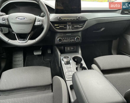 Білий Форд Фокус, об'ємом двигуна 1.5 л та пробігом 181 тис. км за 17800 $, фото 16 на Automoto.ua