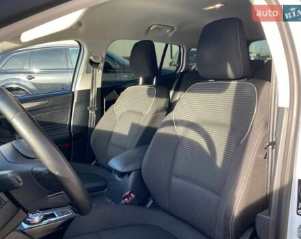 Білий Форд Фокус, об'ємом двигуна 1.5 л та пробігом 96 тис. км за 20000 $, фото 21 на Automoto.ua