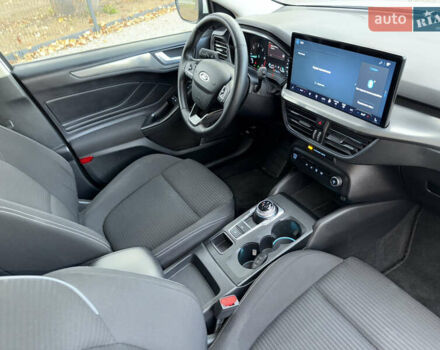 Білий Форд Фокус, об'ємом двигуна 1.5 л та пробігом 94 тис. км за 20500 $, фото 56 на Automoto.ua