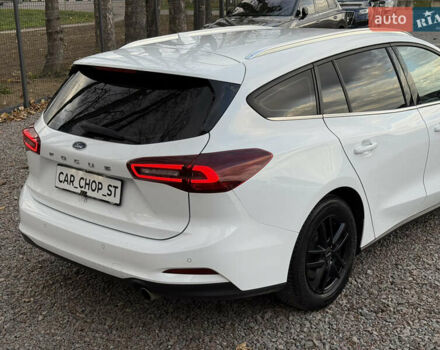 Білий Форд Фокус, об'ємом двигуна 1.5 л та пробігом 94 тис. км за 20500 $, фото 13 на Automoto.ua
