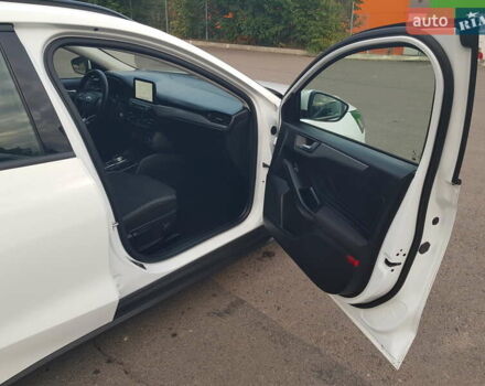 Белый Форд Фокус, объемом двигателя 1.5 л и пробегом 82 тыс. км за 19900 $, фото 31 на Automoto.ua