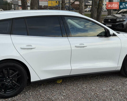 Білий Форд Фокус, об'ємом двигуна 1.5 л та пробігом 94 тис. км за 20500 $, фото 20 на Automoto.ua