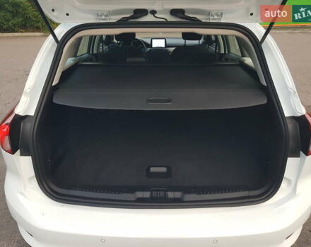 Белый Форд Фокус, объемом двигателя 1.5 л и пробегом 82 тыс. км за 19900 $, фото 43 на Automoto.ua