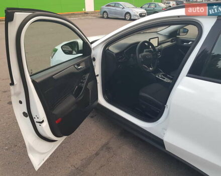 Белый Форд Фокус, объемом двигателя 1.5 л и пробегом 82 тыс. км за 19900 $, фото 22 на Automoto.ua