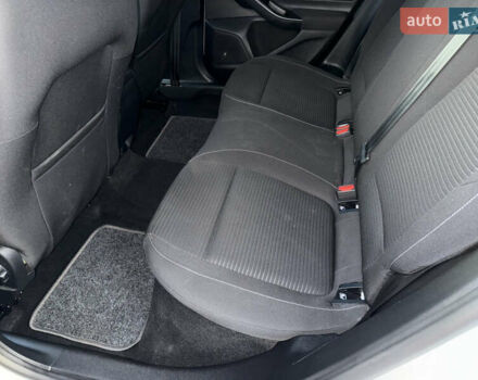 Білий Форд Фокус, об'ємом двигуна 1.5 л та пробігом 94 тис. км за 20500 $, фото 46 на Automoto.ua