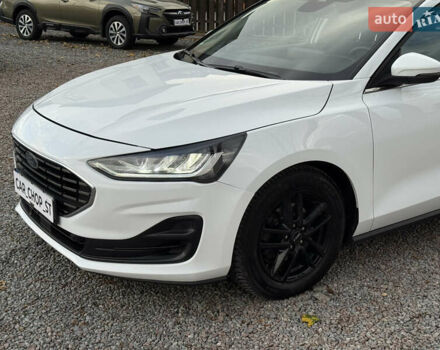 Білий Форд Фокус, об'ємом двигуна 1.5 л та пробігом 94 тис. км за 20500 $, фото 2 на Automoto.ua