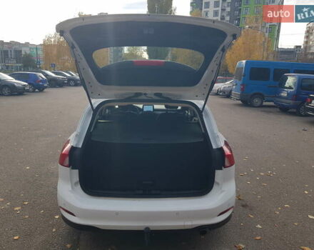 Белый Форд Фокус, объемом двигателя 1.5 л и пробегом 82 тыс. км за 18500 $, фото 40 на Automoto.ua