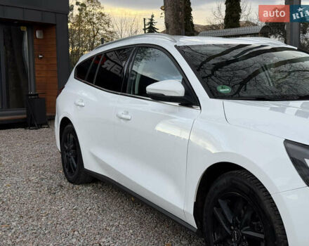 Білий Форд Фокус, об'ємом двигуна 1.5 л та пробігом 94 тис. км за 20500 $, фото 22 на Automoto.ua