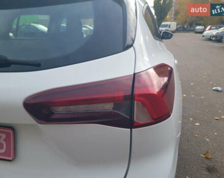 Белый Форд Фокус, объемом двигателя 1.5 л и пробегом 82 тыс. км за 18500 $, фото 17 на Automoto.ua