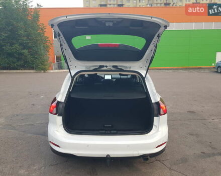 Белый Форд Фокус, объемом двигателя 1.5 л и пробегом 82 тыс. км за 19900 $, фото 42 на Automoto.ua