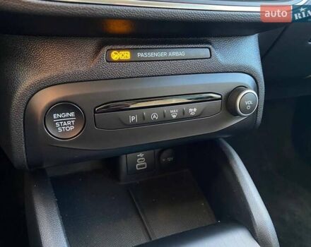 Білий Форд Фокус, об'ємом двигуна 1.5 л та пробігом 96 тис. км за 20000 $, фото 18 на Automoto.ua