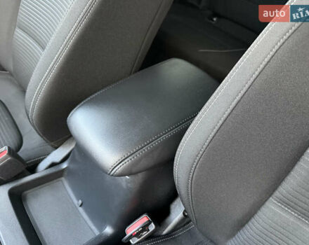 Білий Форд Фокус, об'ємом двигуна 1.5 л та пробігом 94 тис. км за 20500 $, фото 40 на Automoto.ua