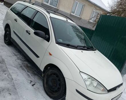 Белый Форд Фокус, объемом двигателя 1.8 л и пробегом 452 тыс. км за 2200 $, фото 1 на Automoto.ua