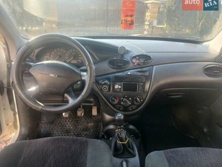 Білий Форд Фокус, об'ємом двигуна 1.8 л та пробігом 288 тис. км за 2700 $, фото 1 на Automoto.ua