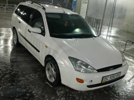 Белый Форд Фокус, объемом двигателя 1.4 л и пробегом 270 тыс. км за 2600 $, фото 1 на Automoto.ua