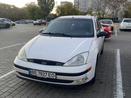 Белый Форд Фокус, объемом двигателя 2 л и пробегом 357 тыс. км за 2400 $, фото 1 на Automoto.ua