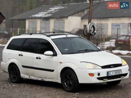 Белый Форд Фокус, объемом двигателя 1.8 л и пробегом 316 тыс. км за 1200 $, фото 1 на Automoto.ua