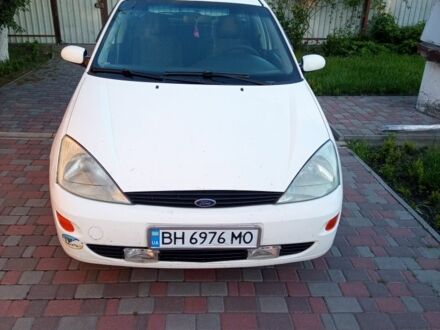 Форд Фокус 2000 в Белой Церкве на Automoto.ua Белый Форд Фокус, объемом двигателя 1.8 л и пробегом 252 тыс. км за 2600 $, фото 1 на Automoto.ua