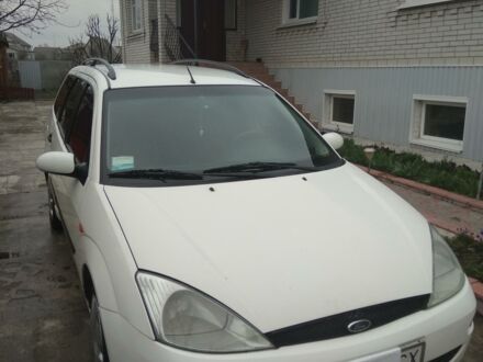 Білий Форд Фокус, об'ємом двигуна 1.8 л та пробігом 225 тис. км за 3300 $, фото 1 на Automoto.ua