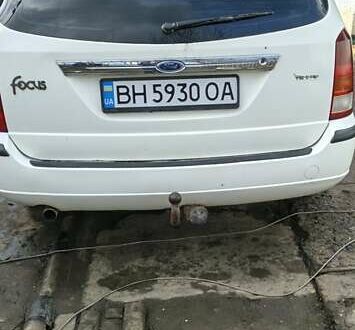 Белый Форд Фокус, объемом двигателя 1.8 л и пробегом 300 тыс. км за 3200 $, фото 1 на Automoto.ua