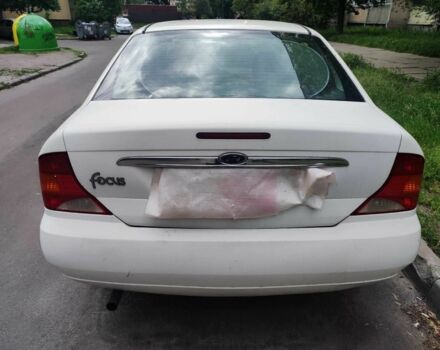 Белый Форд Фокус, объемом двигателя 1.6 л и пробегом 185 тыс. км за 3567 $, фото 1 на Automoto.ua