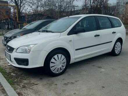 Білий Форд Фокус, об'ємом двигуна 1.8 л та пробігом 346 тис. км за 4000 $, фото 1 на Automoto.ua