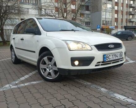 Білий Форд Фокус, об'ємом двигуна 1.56 л та пробігом 275 тис. км за 4600 $, фото 1 на Automoto.ua