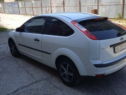Форд Фокус 2006 в Харькове на Automoto.ua Белый Форд Фокус, объемом двигателя 1.4 л и пробегом 304 тыс. км за 3900 $, фото 1 на Automoto.ua
