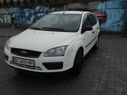 Белый Форд Фокус, объемом двигателя 1.6 л и пробегом 281 тыс. км за 4200 $, фото 1 на Automoto.ua