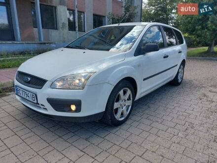 Форд Фокус 2006 в Стрые на Automoto.ua Белый Форд Фокус, объемом двигателя 1.56 л и пробегом 272 тыс. км за 3650 $, фото 1 на Automoto.ua