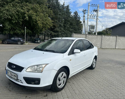 Білий Форд Фокус, об'ємом двигуна 1.6 л та пробігом 275 тис. км за 2999 $, фото 1 на Automoto.ua