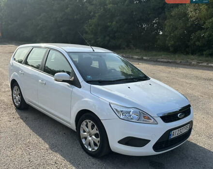 Білий Форд Фокус, об'ємом двигуна 1.6 л та пробігом 191 тис. км за 5200 $, фото 1 на Automoto.ua
