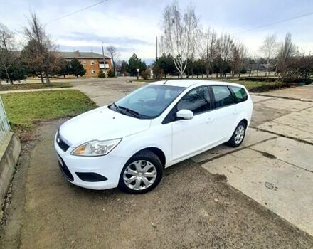 Білий Форд Фокус, об'ємом двигуна 2 л та пробігом 25000 тис. км за 6500 $, фото 1 на Automoto.ua