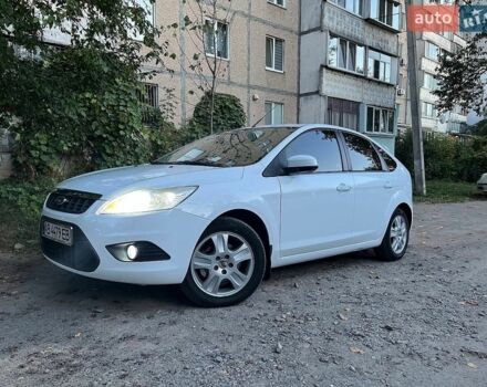 Білий Форд Фокус, об'ємом двигуна 1.6 л та пробігом 205 тис. км за 5300 $, фото 1 на Automoto.ua