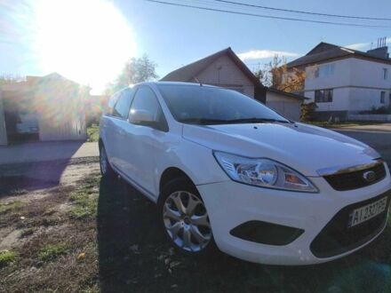 Белый Форд Фокус, объемом двигателя 1.6 л и пробегом 193 тыс. км за 5600 $, фото 1 на Automoto.ua