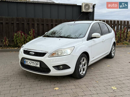 Белый Форд Фокус, объемом двигателя 1.56 л и пробегом 289 тыс. км за 4900 $, фото 1 на Automoto.ua