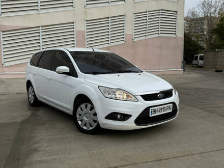 Белый Форд Фокус, объемом двигателя 1.6 л и пробегом 228 тыс. км за 6800 $, фото 1 на Automoto.ua