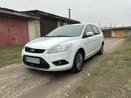 Белый Форд Фокус, объемом двигателя 1.6 л и пробегом 211 тыс. км за 5600 $, фото 1 на Automoto.ua
