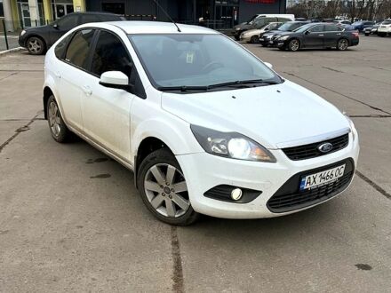 Білий Форд Фокус, об'ємом двигуна 1.6 л та пробігом 171 тис. км за 5800 $, фото 1 на Automoto.ua