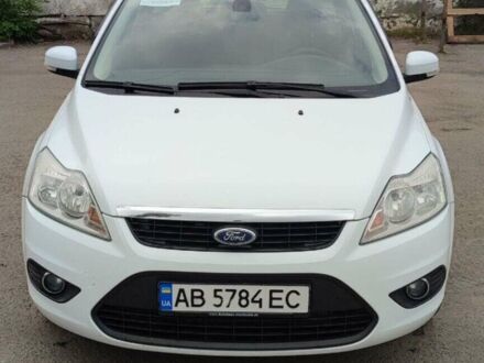 Білий Форд Фокус, об'ємом двигуна 2 л та пробігом 260 тис. км за 5000 $, фото 1 на Automoto.ua
