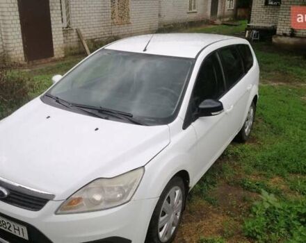 Белый Форд Фокус, объемом двигателя 1.56 л и пробегом 235 тыс. км за 5500 $, фото 1 на Automoto.ua