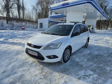 Белый Форд Фокус, объемом двигателя 1.6 л и пробегом 205 тыс. км за 5850 $, фото 1 на Automoto.ua