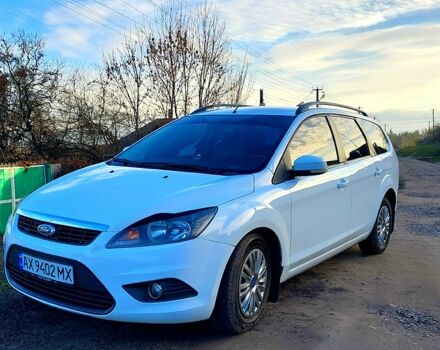 Білий Форд Фокус, об'ємом двигуна 1.6 л та пробігом 211 тис. км за 5500 $, фото 1 на Automoto.ua