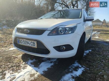 Форд Фокус 2009 у Теребовле на Automoto.ua Білий Форд Фокус, об'ємом двигуна 1.75 л та пробігом 310 тис. км за 5555 $, фото 1 на Automoto.ua