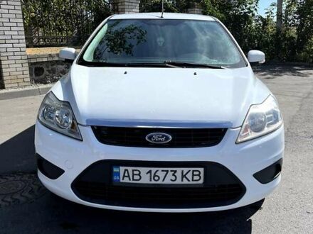 Белый Форд Фокус, объемом двигателя 1.56 л и пробегом 275 тыс. км за 5600 $, фото 1 на Automoto.ua