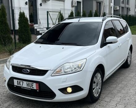 Белый Форд Фокус, объемом двигателя 1.6 л и пробегом 170 тыс. км за 6300 $, фото 1 на Automoto.ua