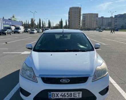 Белый Форд Фокус, объемом двигателя 1.56 л и пробегом 265 тыс. км за 5400 $, фото 1 на Automoto.ua