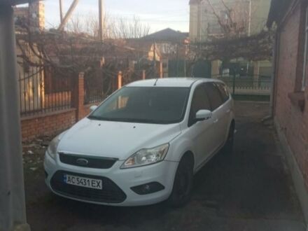 Белый Форд Фокус, объемом двигателя 1.6 л и пробегом 228 тыс. км за 5400 $, фото 1 на Automoto.ua
